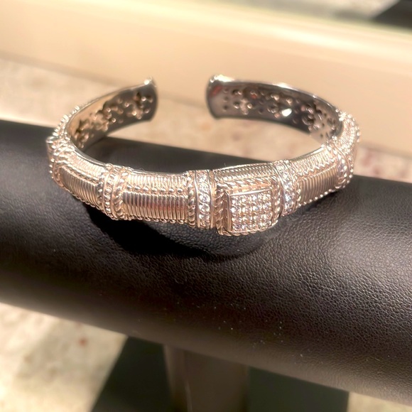 Judith Ripka Sterling Silver hinged cuff - Picture 7 of 13